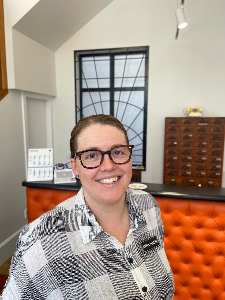 Anna-Marie_Optometrist_Christchurch